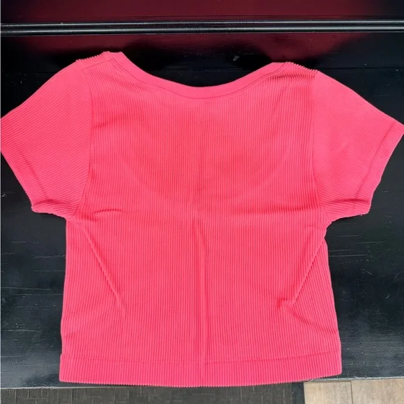 Offline by Aerie Pink Ribbed Crop Top Size Small Athletic Scoop Neck - Picture 5 of 5